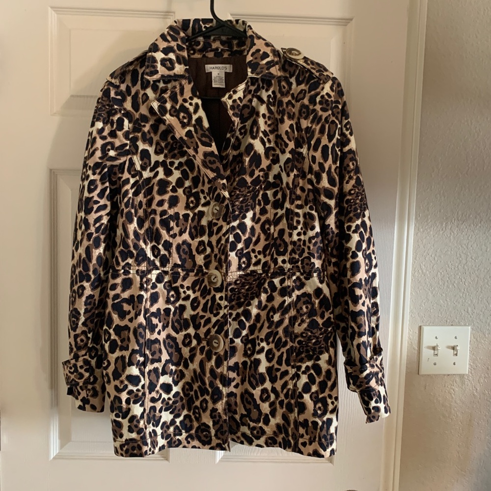 💕Harold’s New Women’s Leopard Jacket Size M!